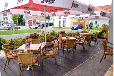 Café 22 Uhříněves - Café 22 Uhříněves terasa