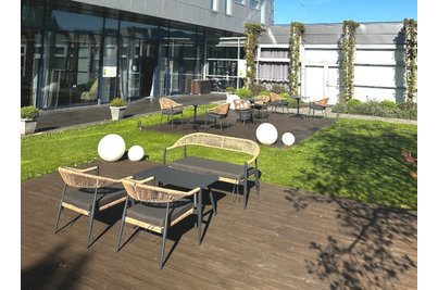 venkovní lounge sestava JONAH v přírodním provedení