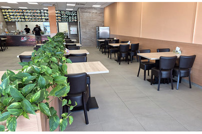 Asian Wok - židle Isabela se stoly PRATO