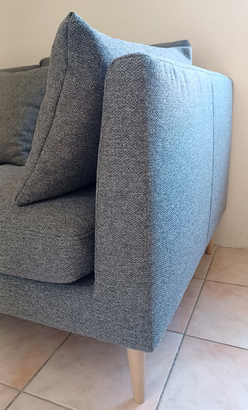 detail lavice LOUIS 2 