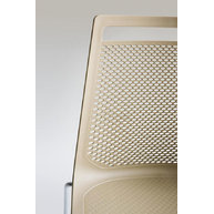 detail provedení židle Akami