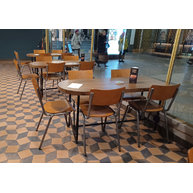 retro školní židle College