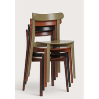 stohování židlí ICHO