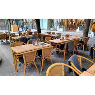 stolové desky Werzalit Indiana na terase