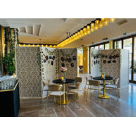 stůl Tiffany Gold s židlemi Lisa