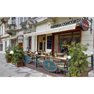 židle Paris Green a stoly Roma 3