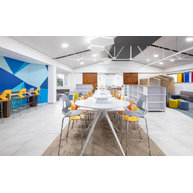 židle Prodige a stoly Surfy