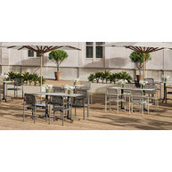 židle SYRACUSE a stoly MODENA na terase