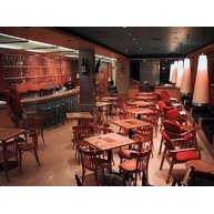 židle Vienna a stoly PRATO