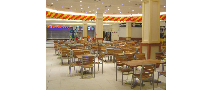Food Court Novodvorská Plaza
